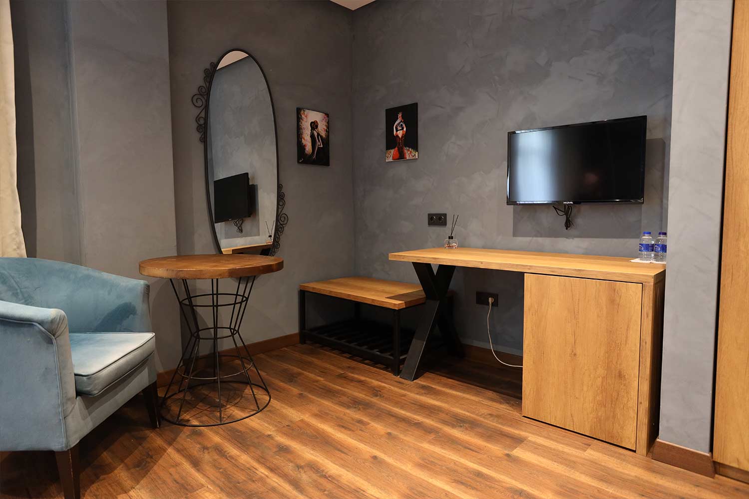 Adess Hotel