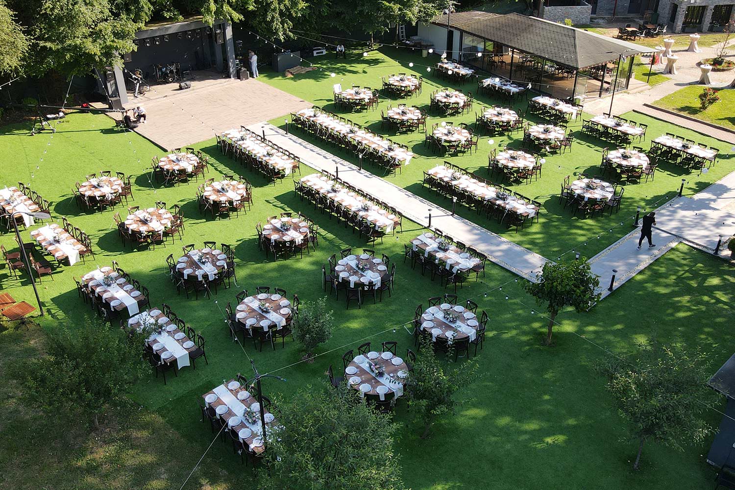 Adess Hotel